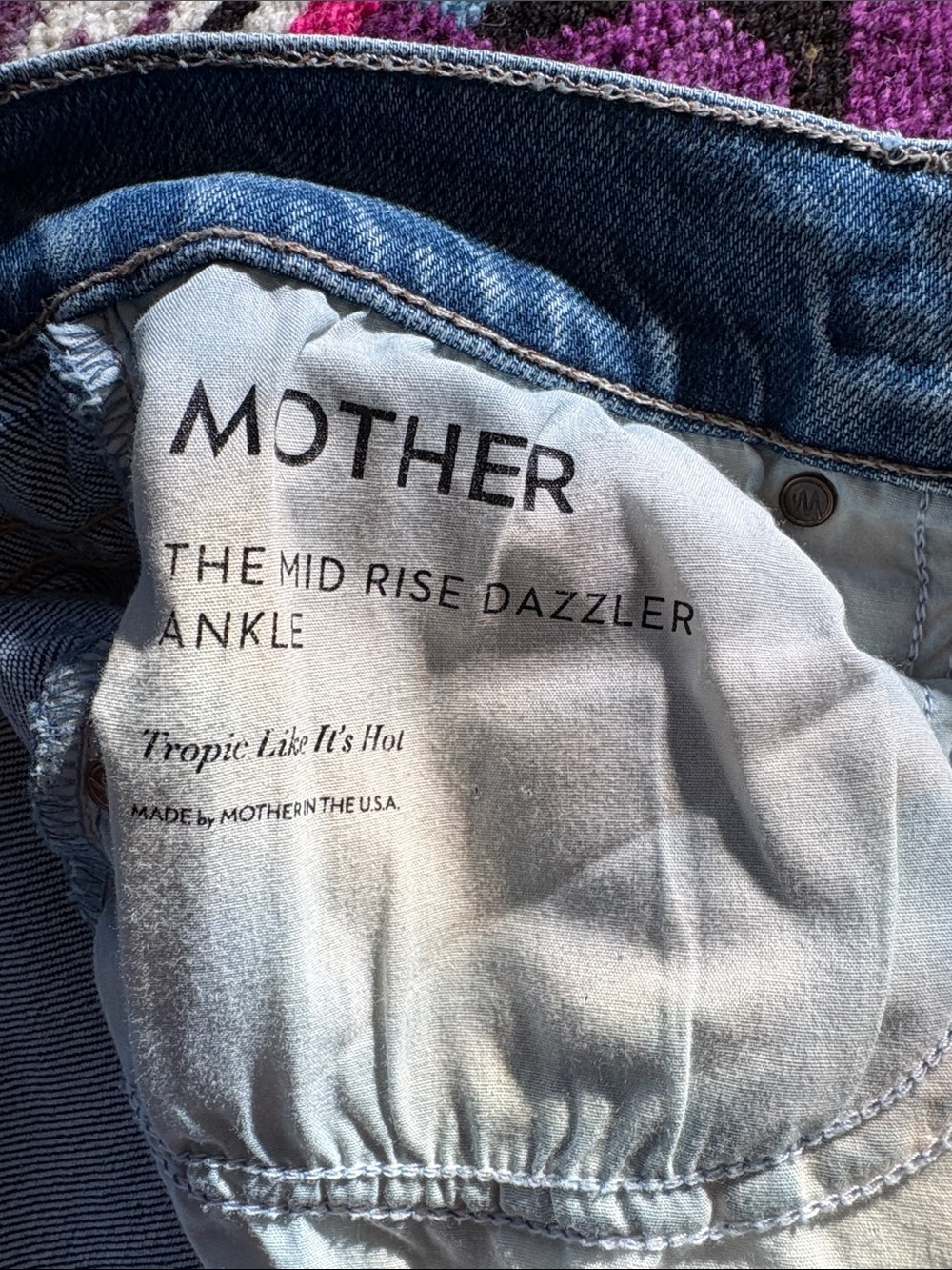 MOTHER The Mid Rise Dazzler Ankle Jeans Tropic Like Its Hot Light Blue 29 - Picture 11 of 12
